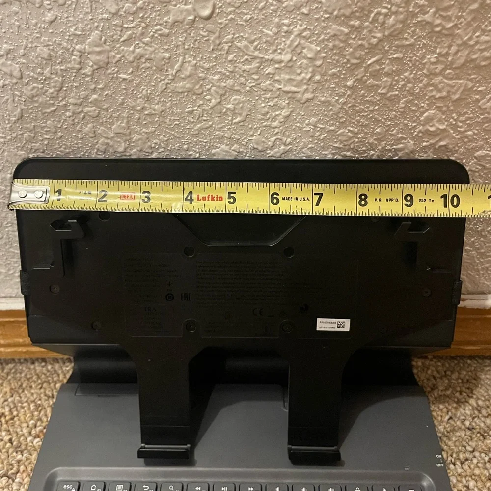 Logitech Universal Folio‎ for iPad or tablet Detachable keyboard. Plz Read